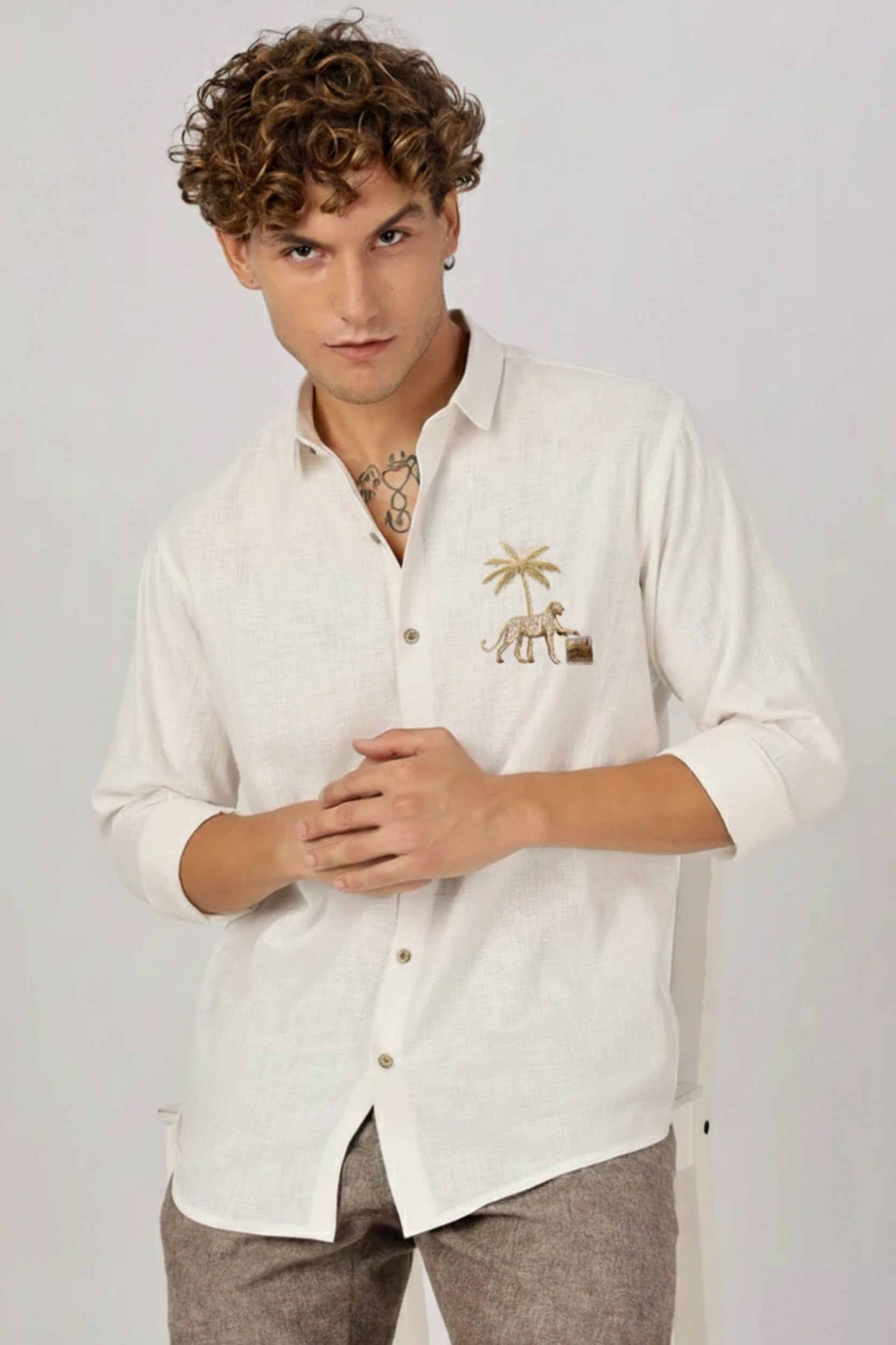 Men’s Gulf Tiger Embroidered Linen Shirt