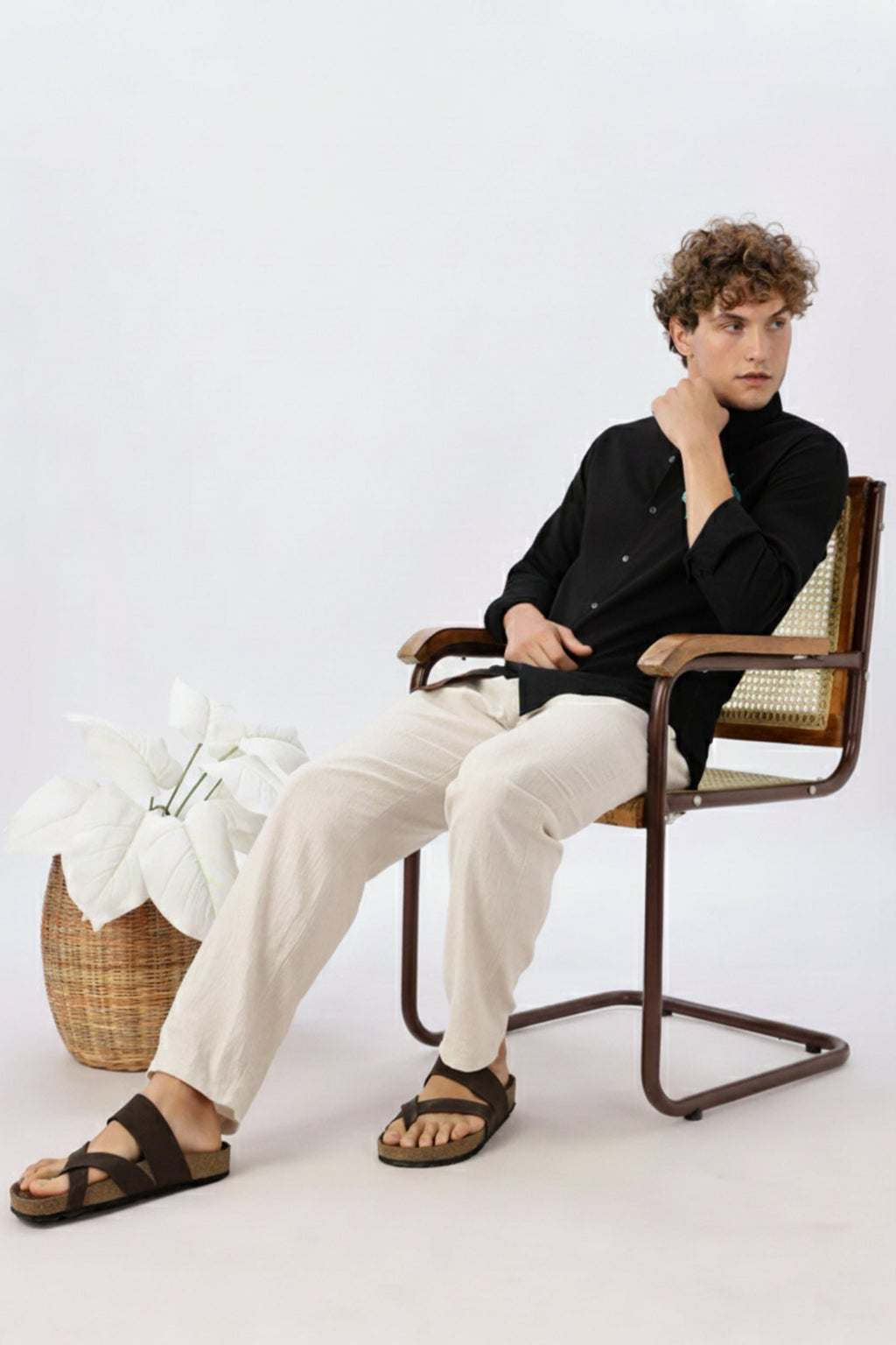 Men’s Bear Embroidered Linen Shirt