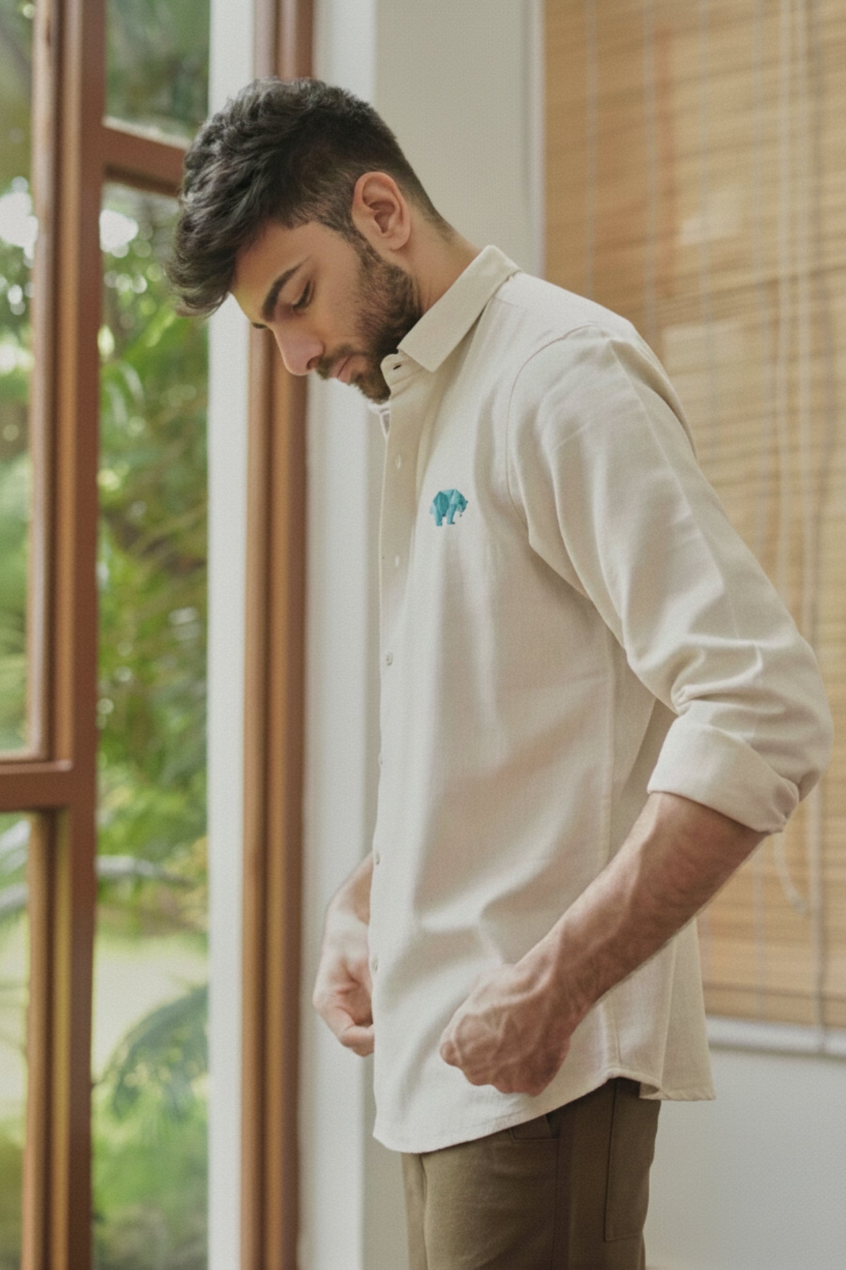 Men’s Bear Embroidered Linen Shirt