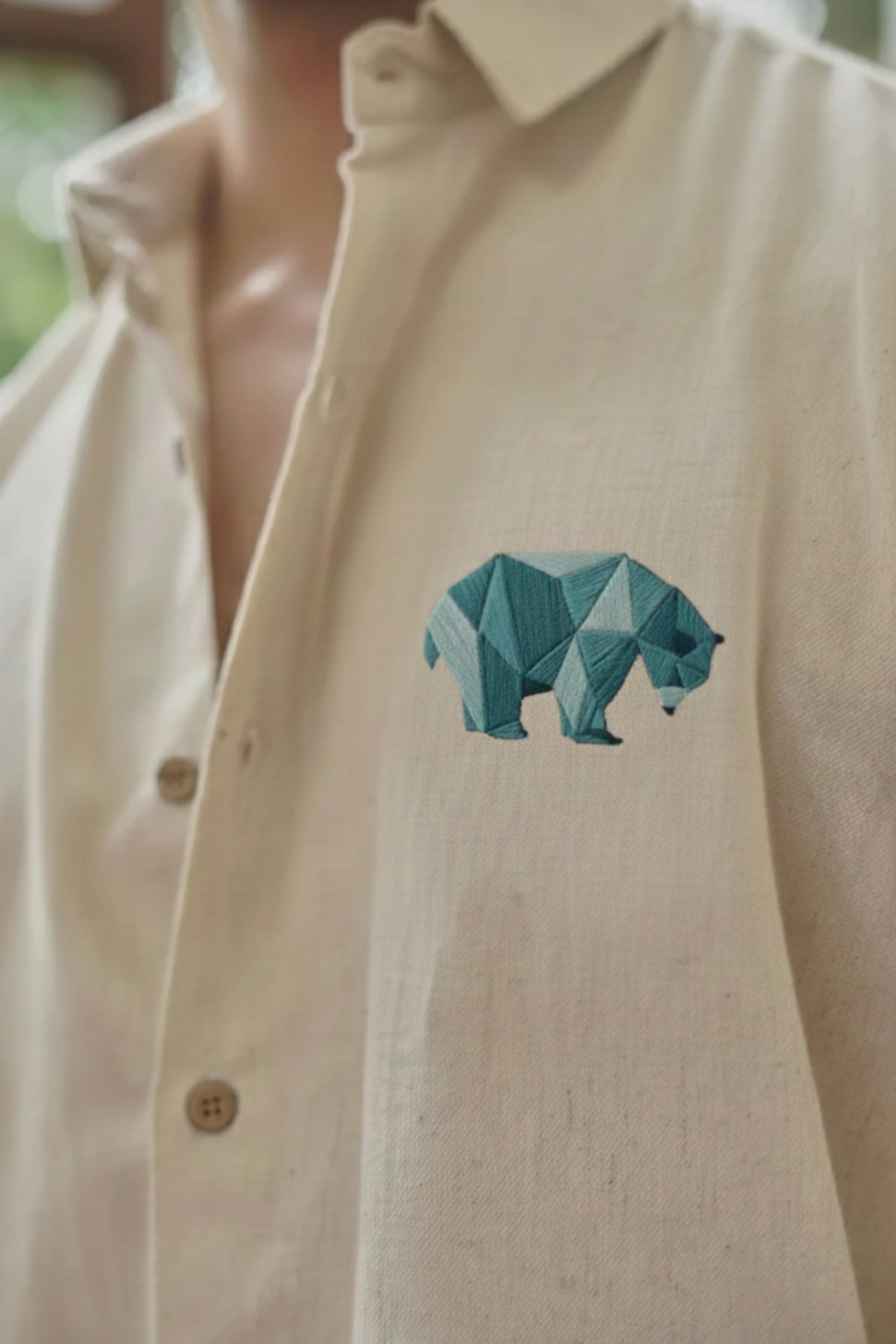 Men’s Bear Embroidered Linen Shirt